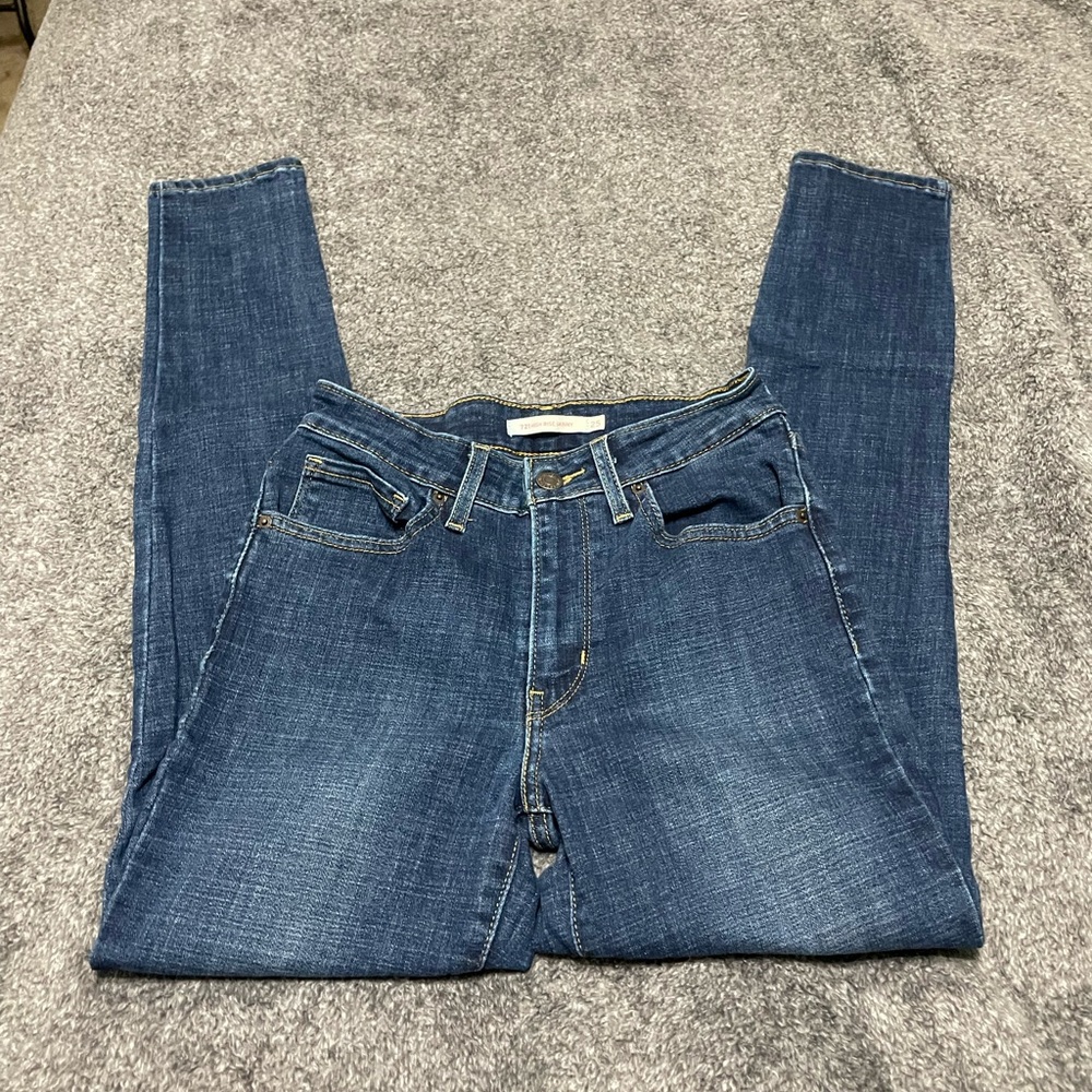 Levi’s 721 High Rise Skinny Jeans